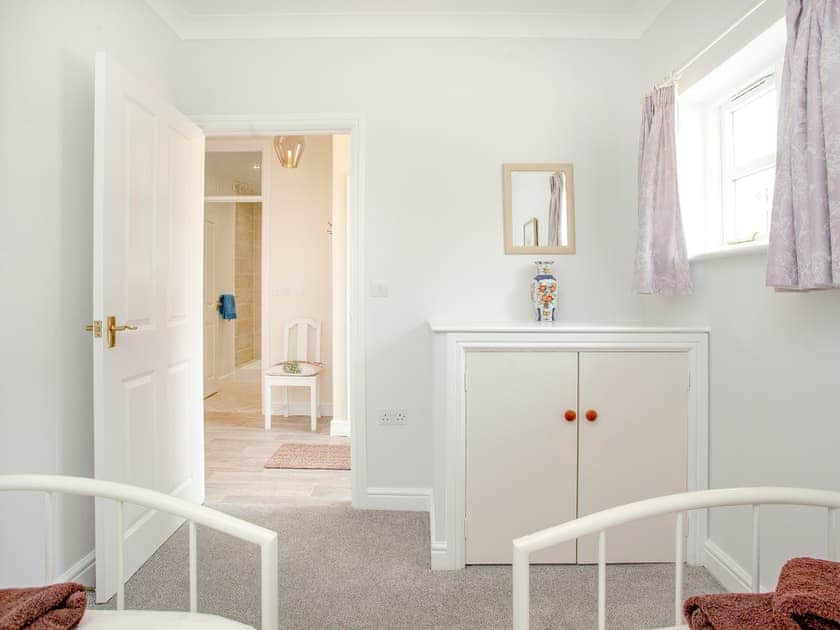 Twin bedroom | Valley View - Primrose Farm Cottages, Upottery, near Honiton