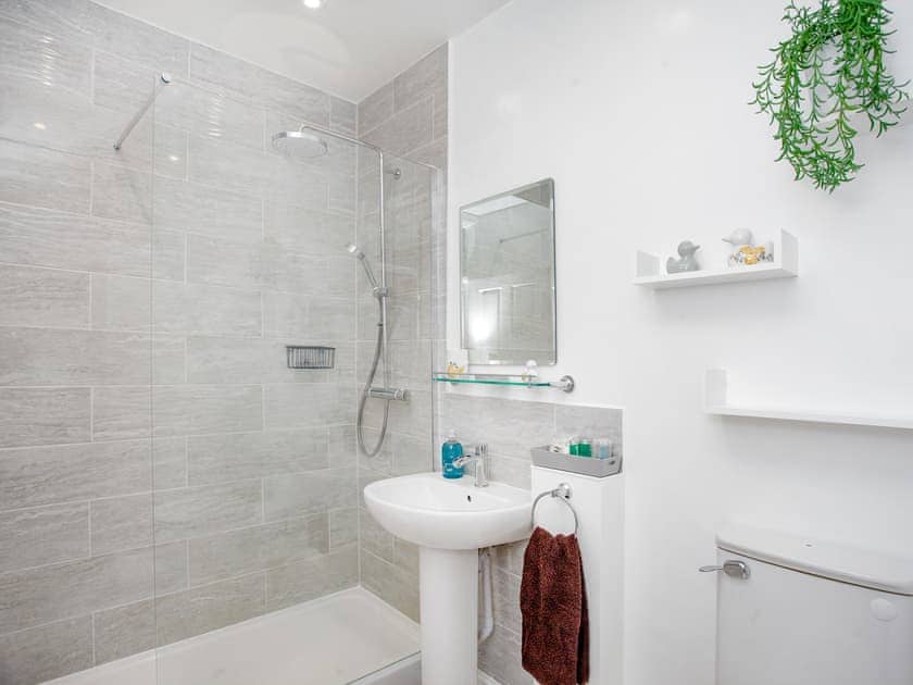 Shower room | Valley View - Primrose Farm Cottages, Upottery, near Honiton