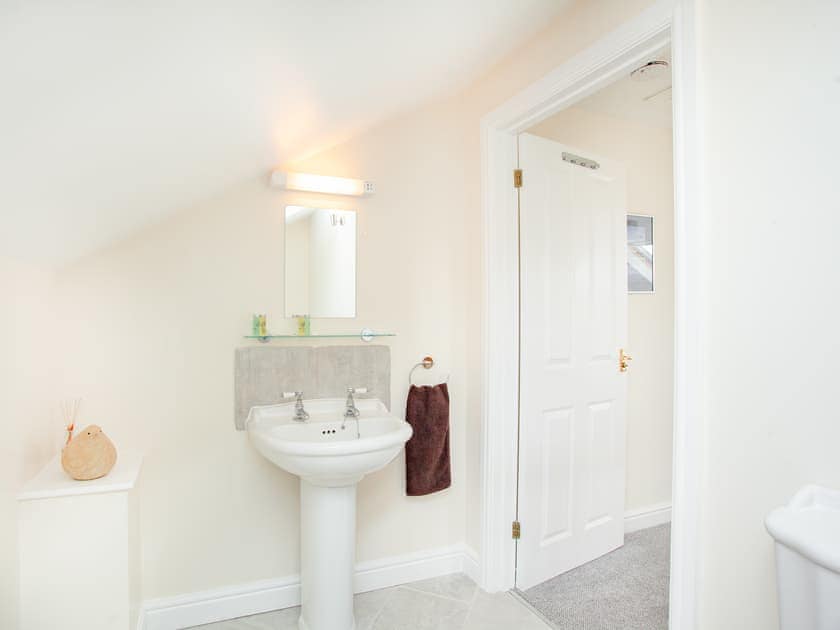 Bathroom | Stargazer - Primrose Farm Cottages, Upottery, near Honiton