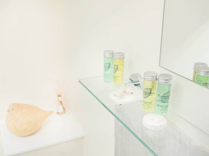 Bathroom | Stargazer - Primrose Farm Cottages, Upottery, near Honiton