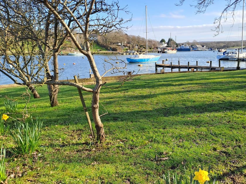 Surrounding area | Dickens, Wootton Bridge