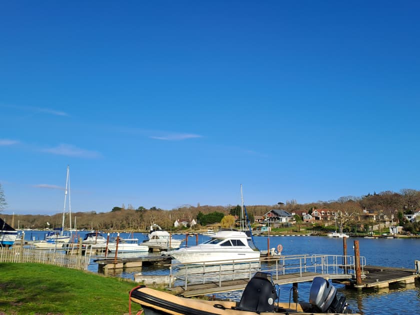 Surrounding area | Dickens, Wootton Bridge