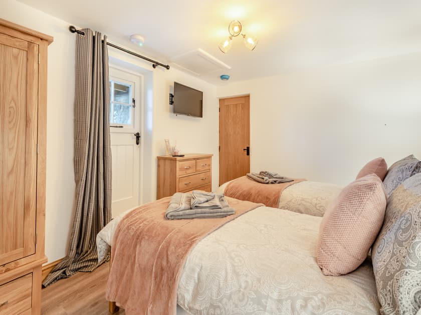 Twin bedroom | Heathcote Hideaway - Heathcote Grange, Heathcote