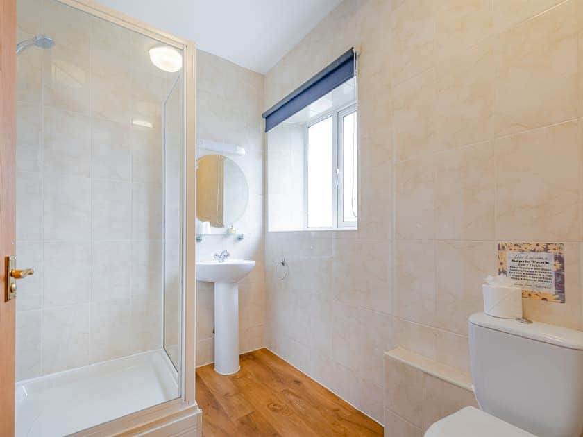 Shower room | Ashcombe - Nut Tree Farm - Ashcombe , Ashcombe, near Teignmouth