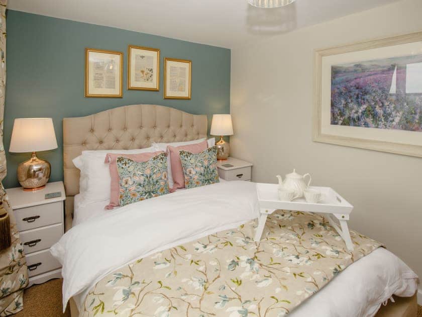 Double bedroom | Shepherd’s Cottage - Rudge Farm Cottages, Chilcombe, near Bridport
