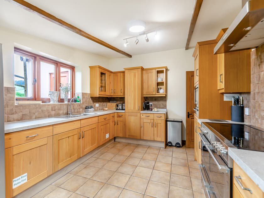 Kitchen | Ashcombe - The Cider Barn - Ashcombe , Ashcombe, near Teignmouth