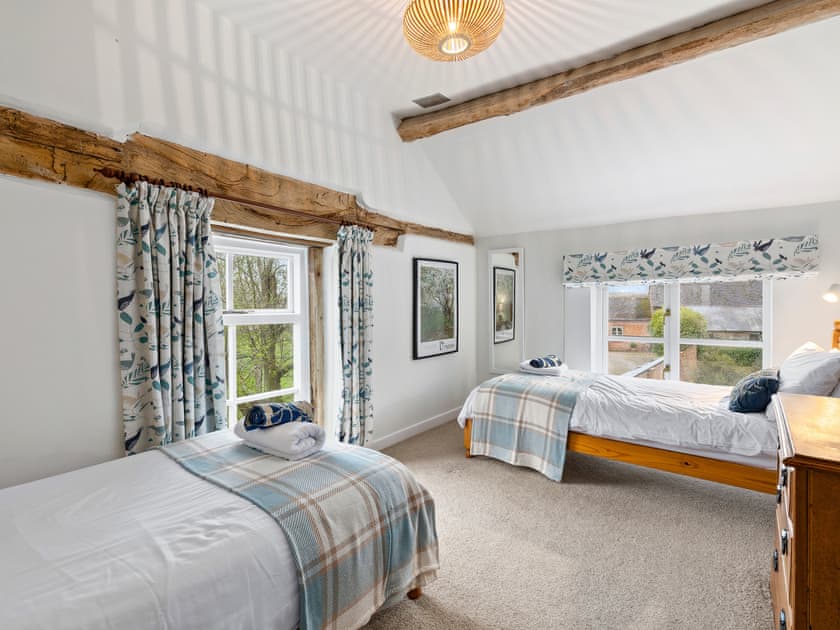 Twin bedroom | Hop Pickers - White House Cottages, Aylton, nr Ledbury