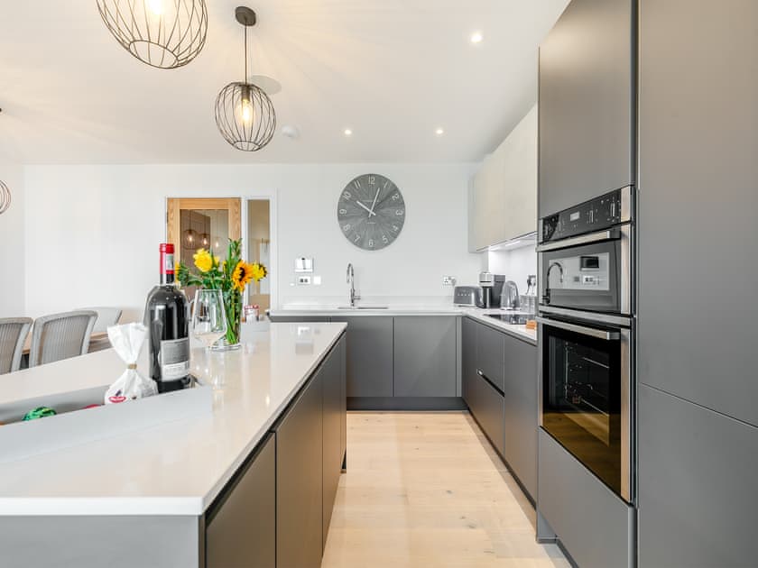 Kitchen area | 2 Chi An Mor, Carlyon Bay, near Saint Austell
