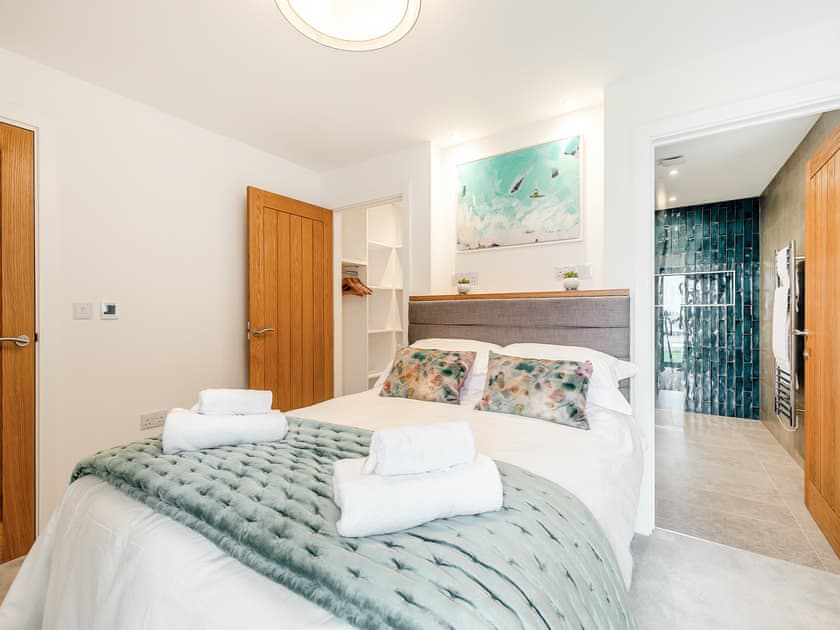 Master bedroom | 2 Chi An Mor, Carlyon Bay, near Saint Austell