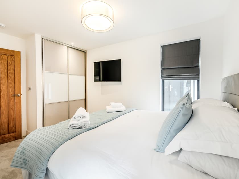 Double bedroom | 2 Chi An Mor, Carlyon Bay, near Saint Austell