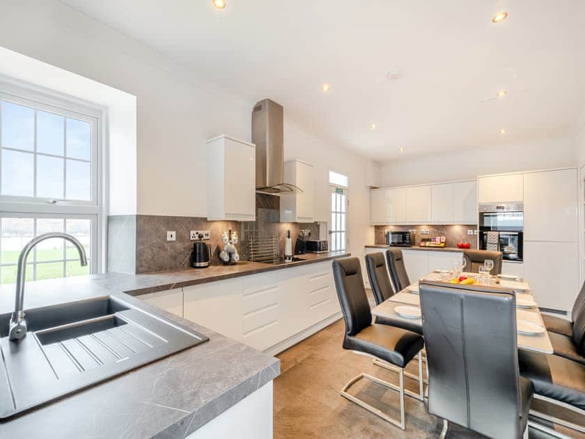 Kitchen/diner | Kerrytonlia Cottage, Kingarth