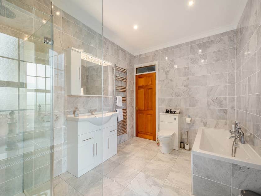 Bathroom | Kerrytonlia Cottage, Kingarth