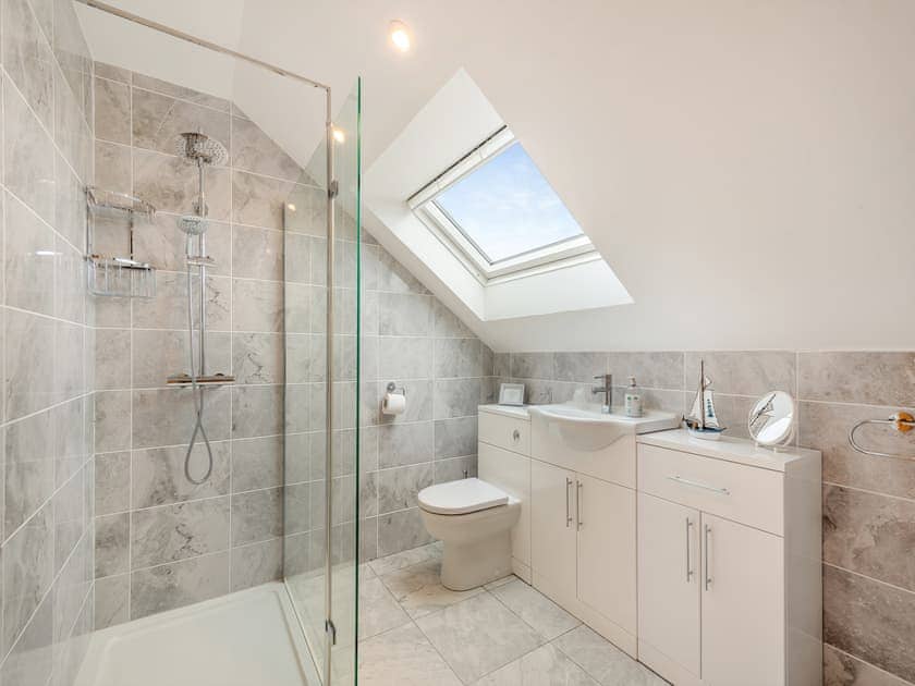 Shower room | Kerrytonlia Cottage, Kingarth