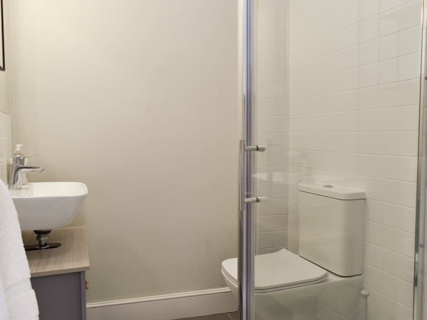 En-suite | Little Winton, Charmouth