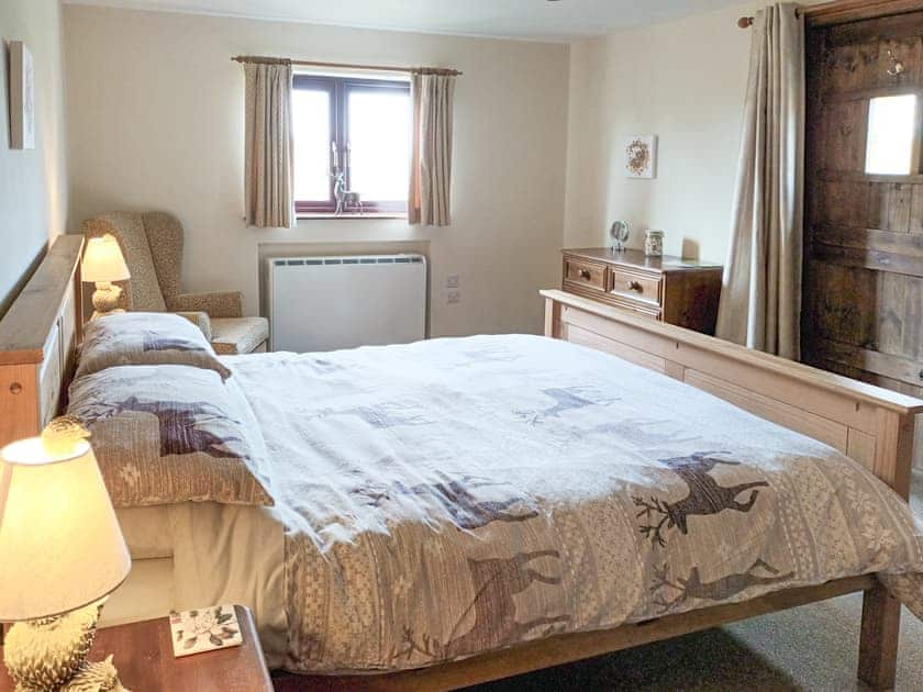 Double bedroom | Hillcrest Cottage, Broxa near Scarborough