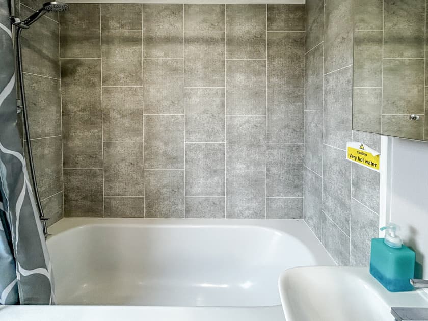 Bathroom | Lavender Lodge, Lavender Lodge