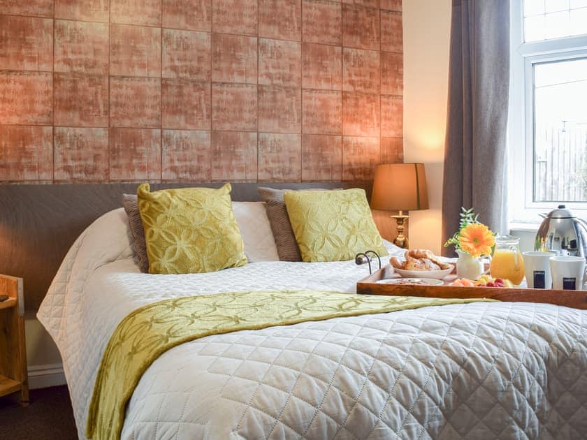 Double bedroom | Little Lodge, Walcote, near Lutterworth