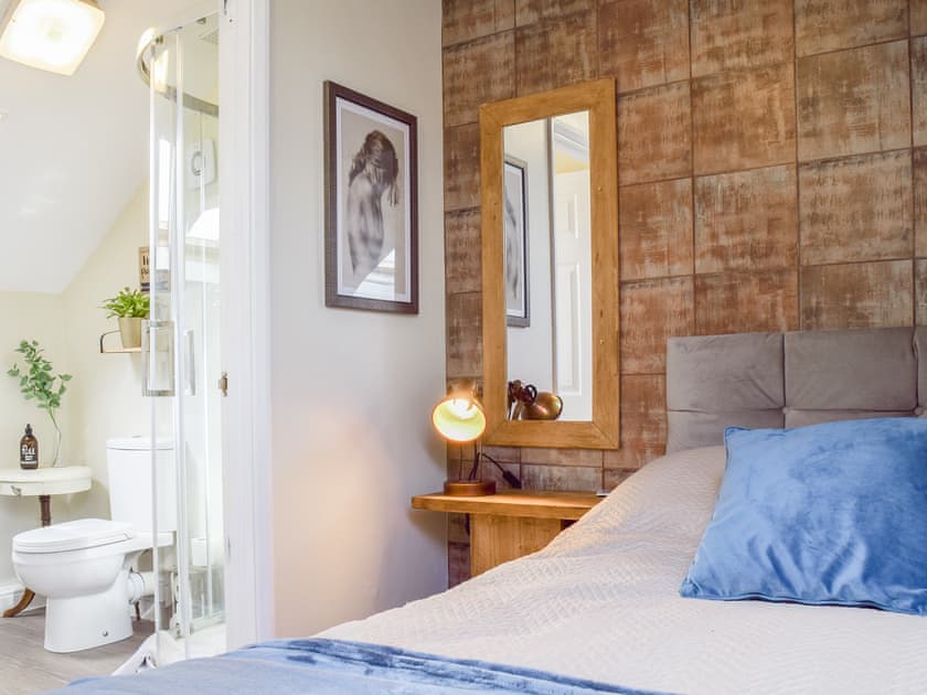 Double bedroom | Little Lodge, Walcote, near Lutterworth
