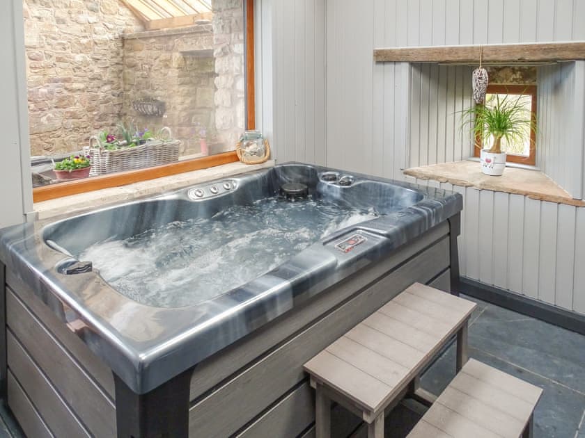 Hot tub room | Low Floweryhirst Cottage, Roweltown, near Brampton