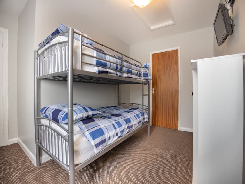 Bunk bedroom | Willow’s Cottage - Pigeon Cottage Holidays, North Somercoates