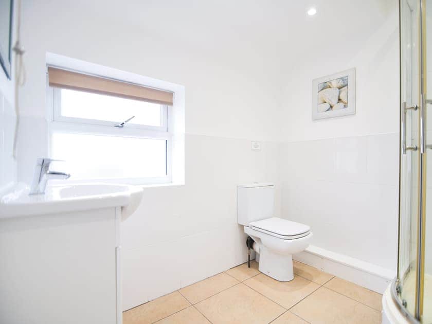 Shower room | Cottage 8 - Murton Grange , Murton, near York