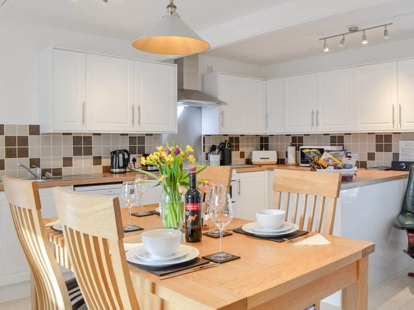 Kitchen/diner | Jessamine Cottage, Blairgowrie