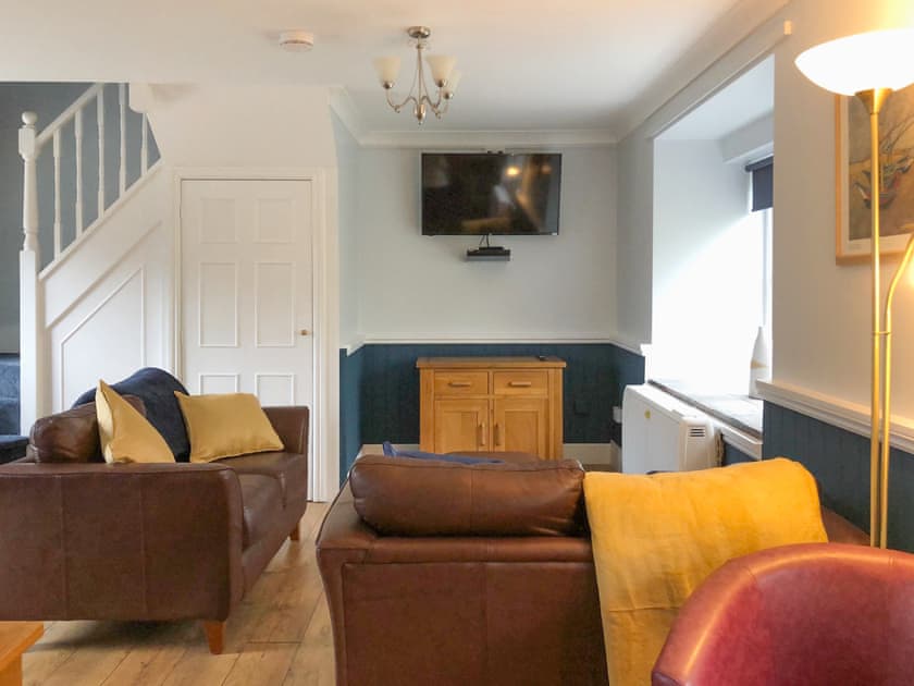 Living area | Ty Canol - Penrhiw Pistyll Cottages, New Quay