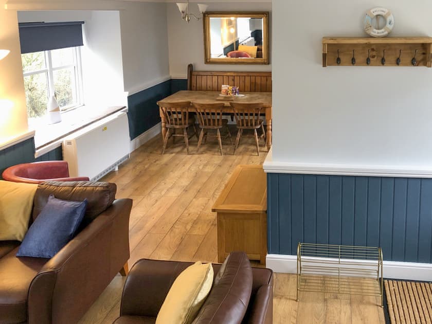 Living area | Ty Canol - Penrhiw Pistyll Cottages, New Quay