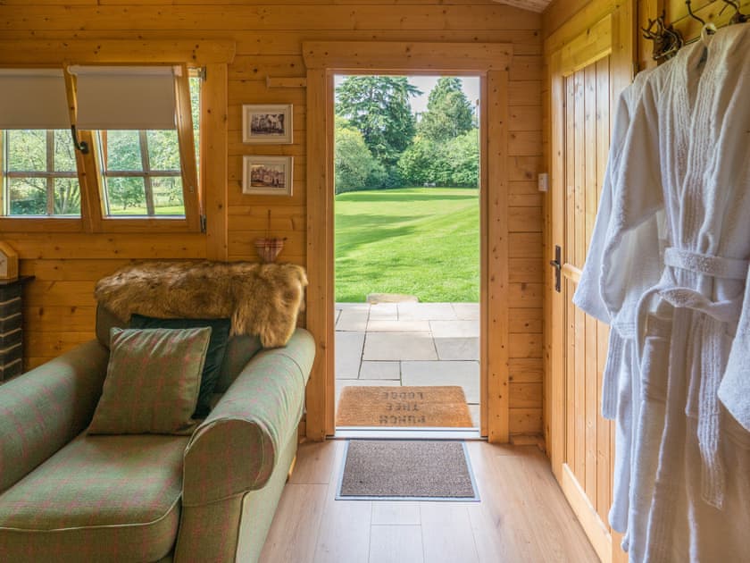 Interior | Punch Tree Lodge - Punch Tree Cabins, Carluke