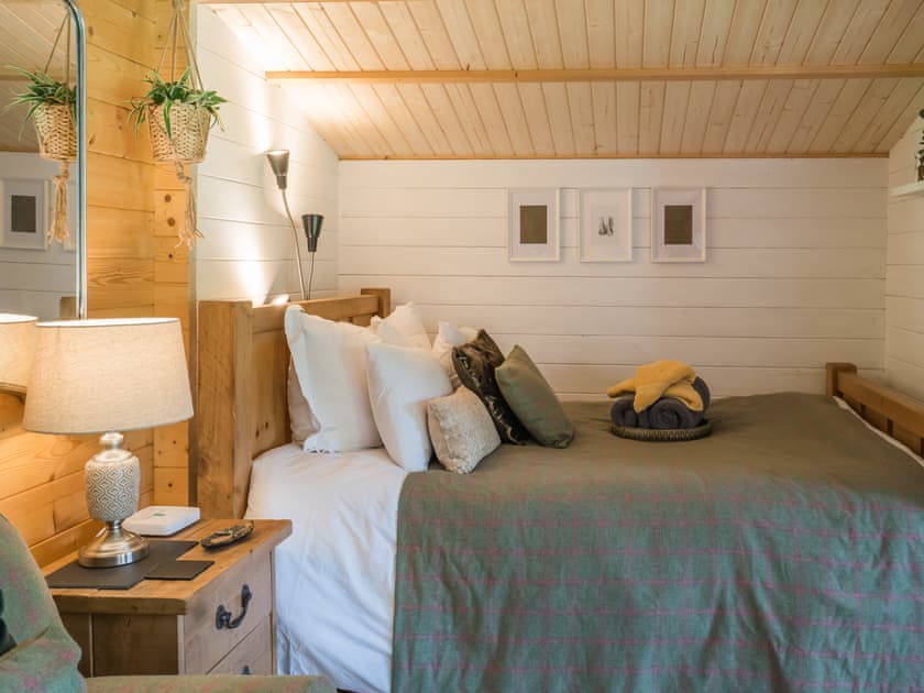 Sleeping area | Punch Tree Lodge - Punch Tree Cabins, Carluke