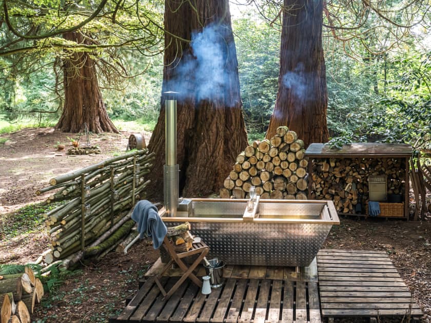 Outdoor area | Punch Tree Lodge - Punch Tree Cabins, Carluke