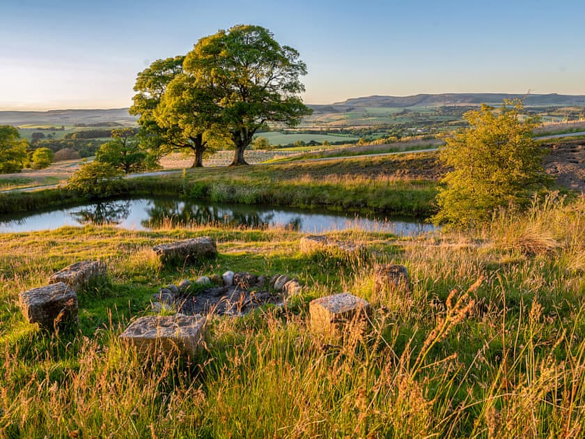 Setting | Yellison - Broughton Hall Estate, Broughton, near Skipton