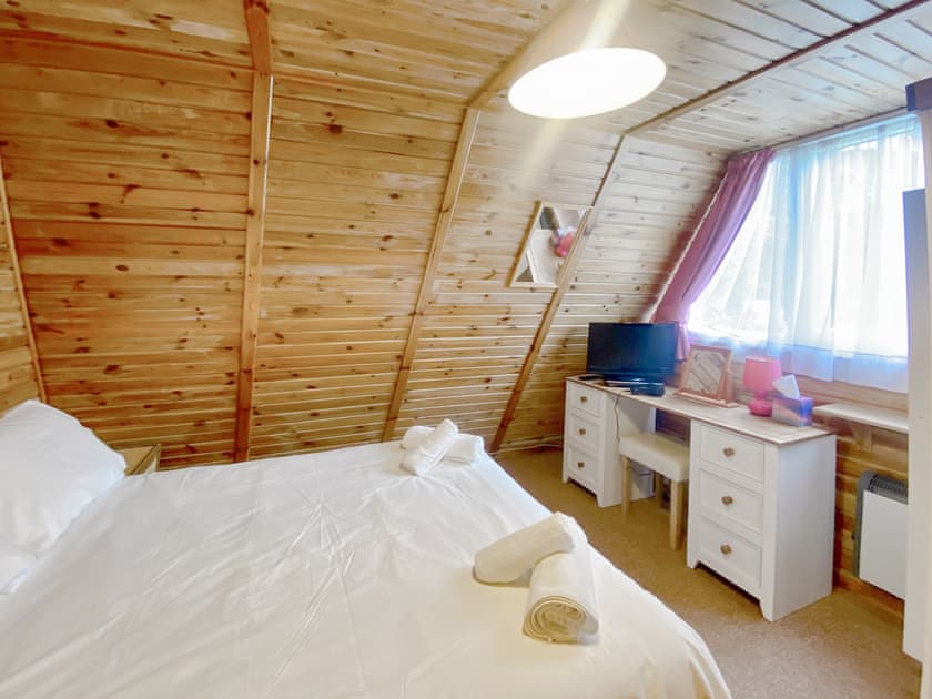 Double bedroom | 26 Pine Lodge - Watton’s, Pwllheli