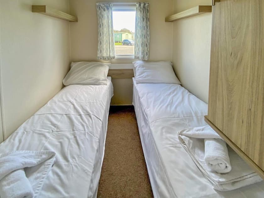 Twin bedroom | 85 Snowdonia View - Watton’s, Pwllheli