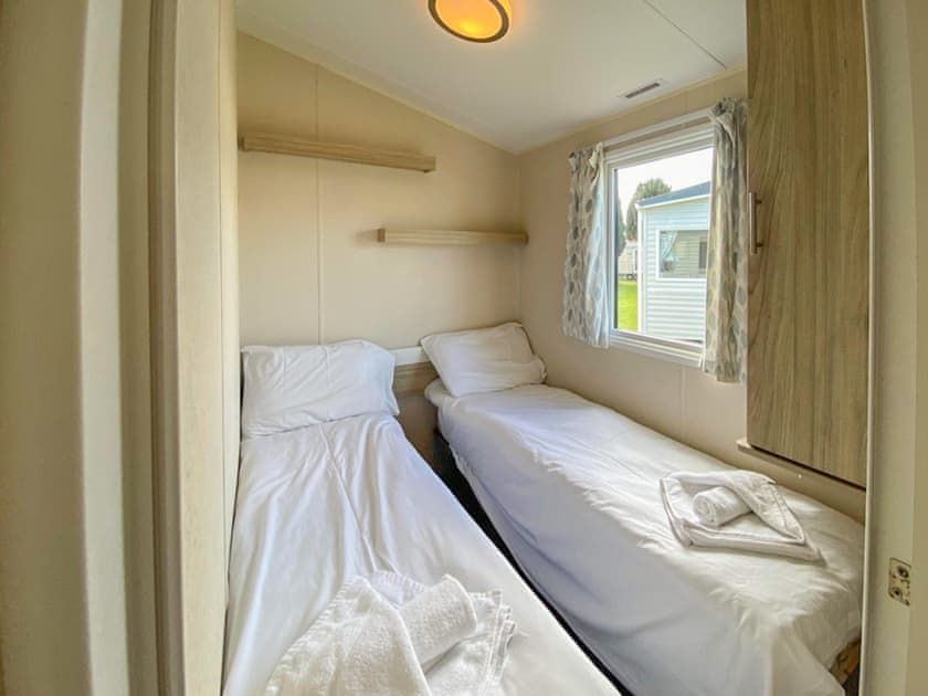 Twin bedroom | 85 Snowdonia View - Watton’s, Pwllheli