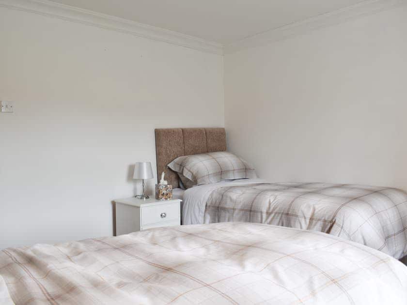 Twin bedroom | Royds Dairy Cottage, Elsecar, near Barnsley
