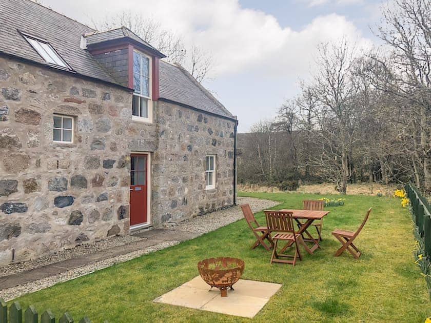 Exterior | Greenlands, Banchory