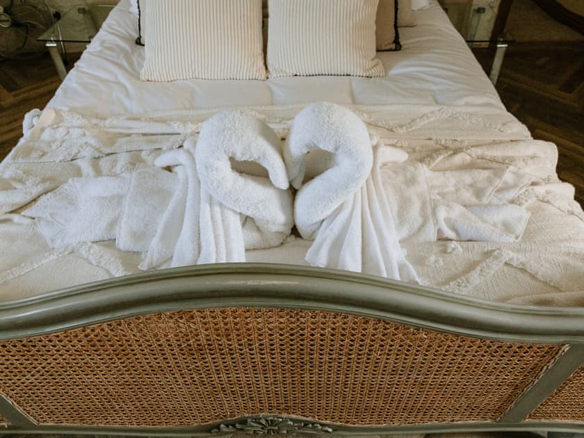 Double bedroom | Farmhouse - The Pentney Abbey Estate, Pentney, King’s Lynn