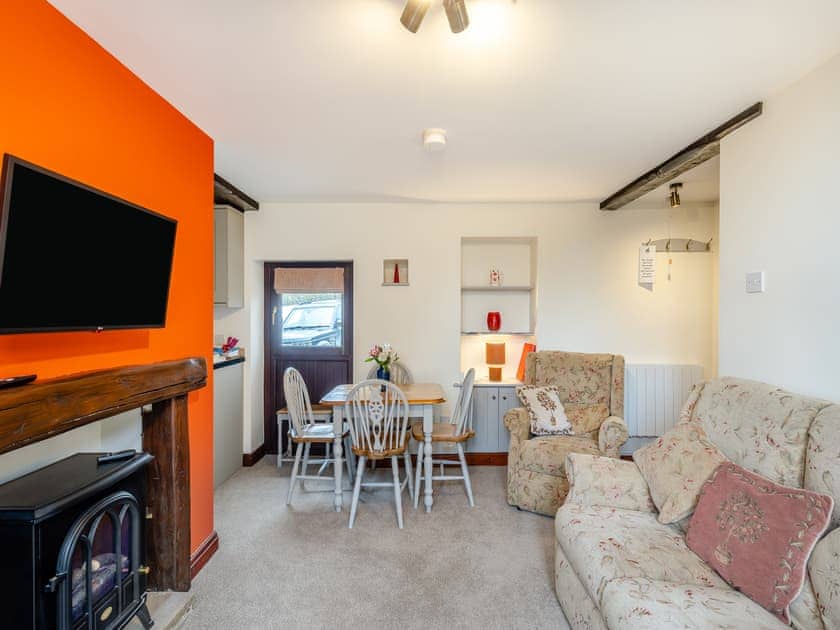 Living room | Poppies Court - Jericho Farm - Jericho Farm, Earl Sterndale, near Buxton