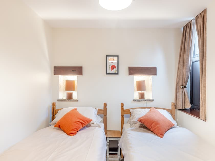 Twin bedroom | Poppies Court - Jericho Farm - Jericho Farm, Earl Sterndale, near Buxton