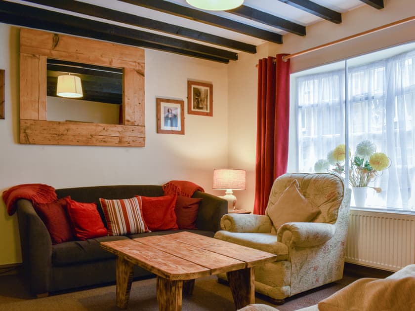 Living room | Awd Tut’s, Whitby
