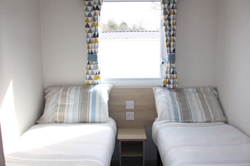 Twin bedroom | Gold Horizon - Bron Y Wendon Holiday Park, Llanddulas, near Llandudno