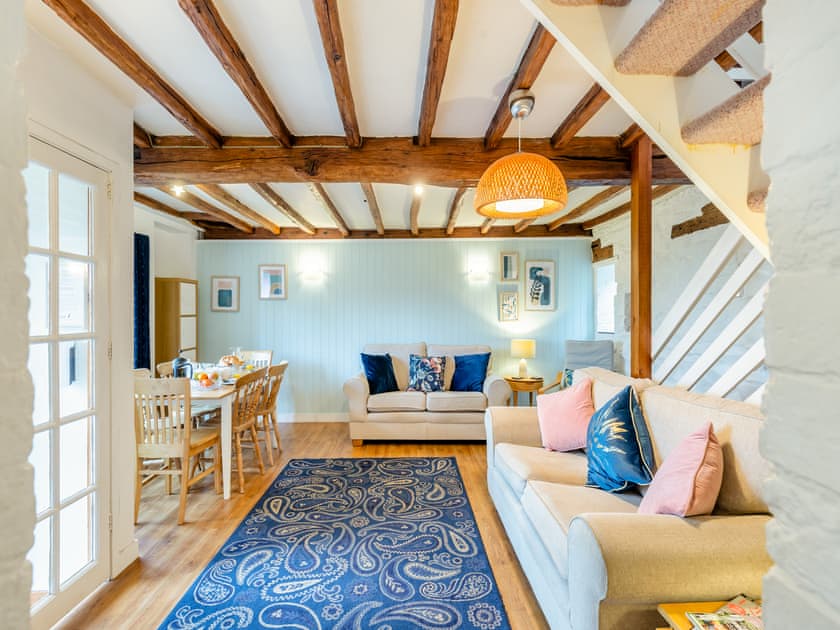 Living room/dining room | Old Hop Kiln - Whitewells Farm, Ridgeway Cross, near Malvern