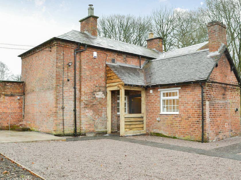 Exterior | Gardener’s Cottage, Brewood, near Wolverhampton