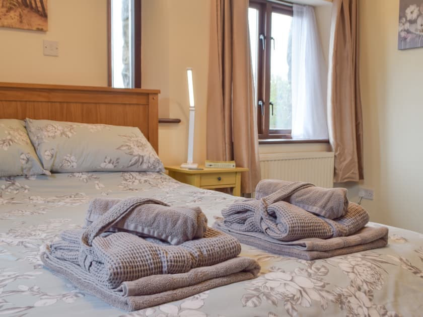 Double bedroom | Glom Cottage, Milton
