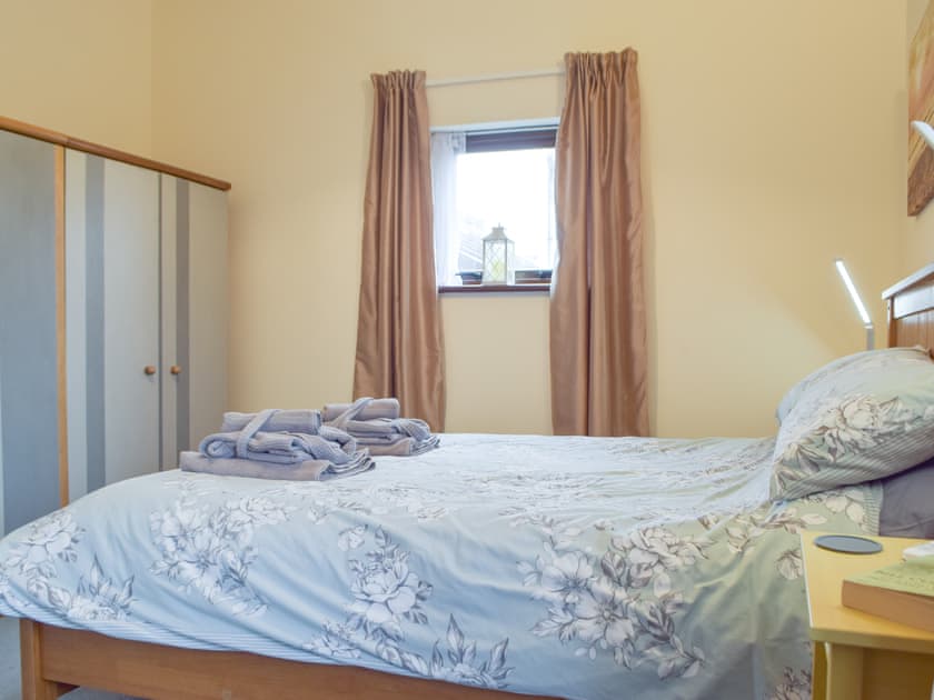 Double bedroom | Glom Cottage, Milton