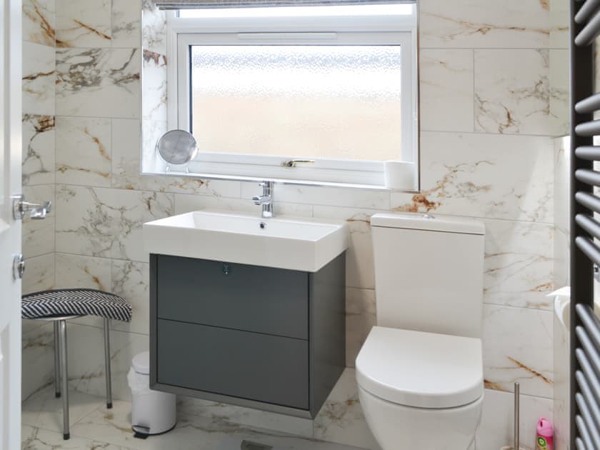 Shower room | Hollins on the Coast, Bridlington