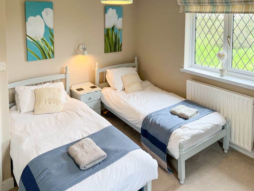 Twin bedroom | Archways - Ashtree Court, Addlethorpe