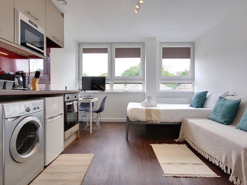 Open plan living space | Flat 6 - Hill House Studios, Bournemouth