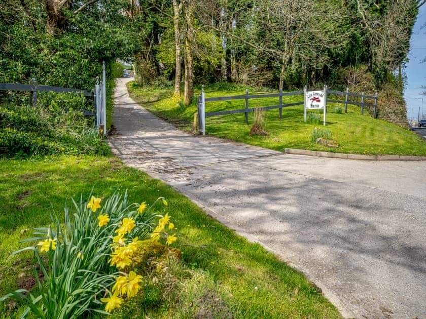 Exterior | Ty Gwyn - Cefn Gorwydd Cottages, Gowerton, Gower